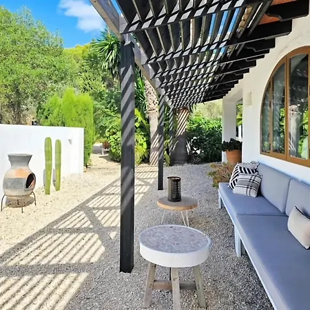 Villa Belvilla By Oyo De Piedra *